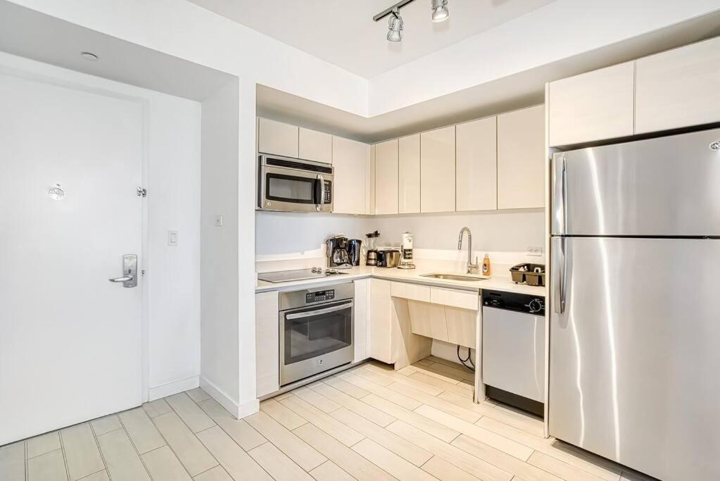 High-Floor Oceanview Apartment ฮาลลันเดลบีช ภายนอก รูปภาพ